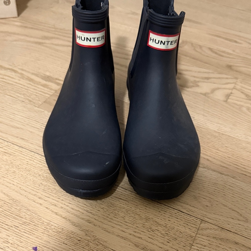 Hunter Dark Boots